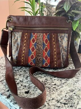 Vintage Fossil Mixed-Media Patchwork Tapestry Leather Crossbody